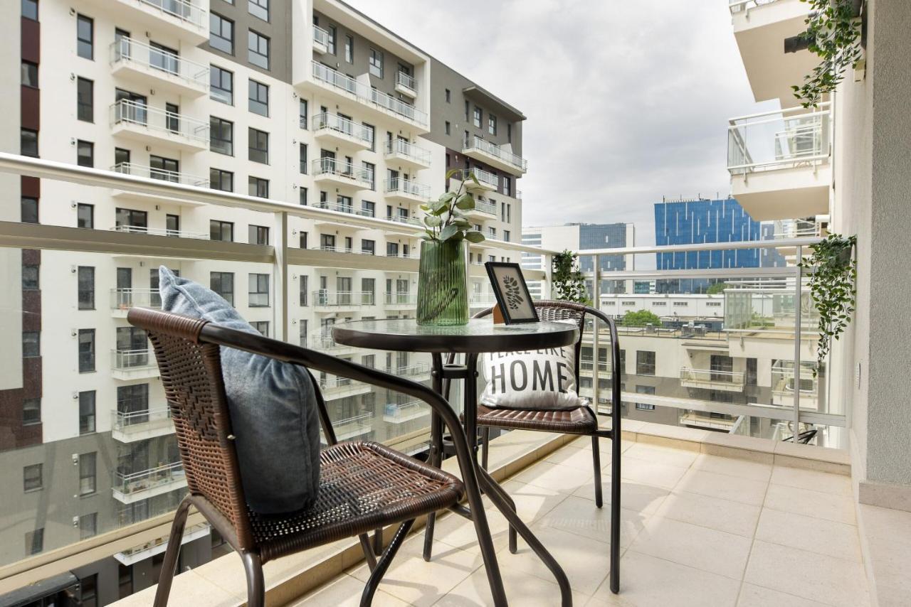 Perfect Stay: Urban Heaven In Aviatiei Business Area Bucharest Room photo