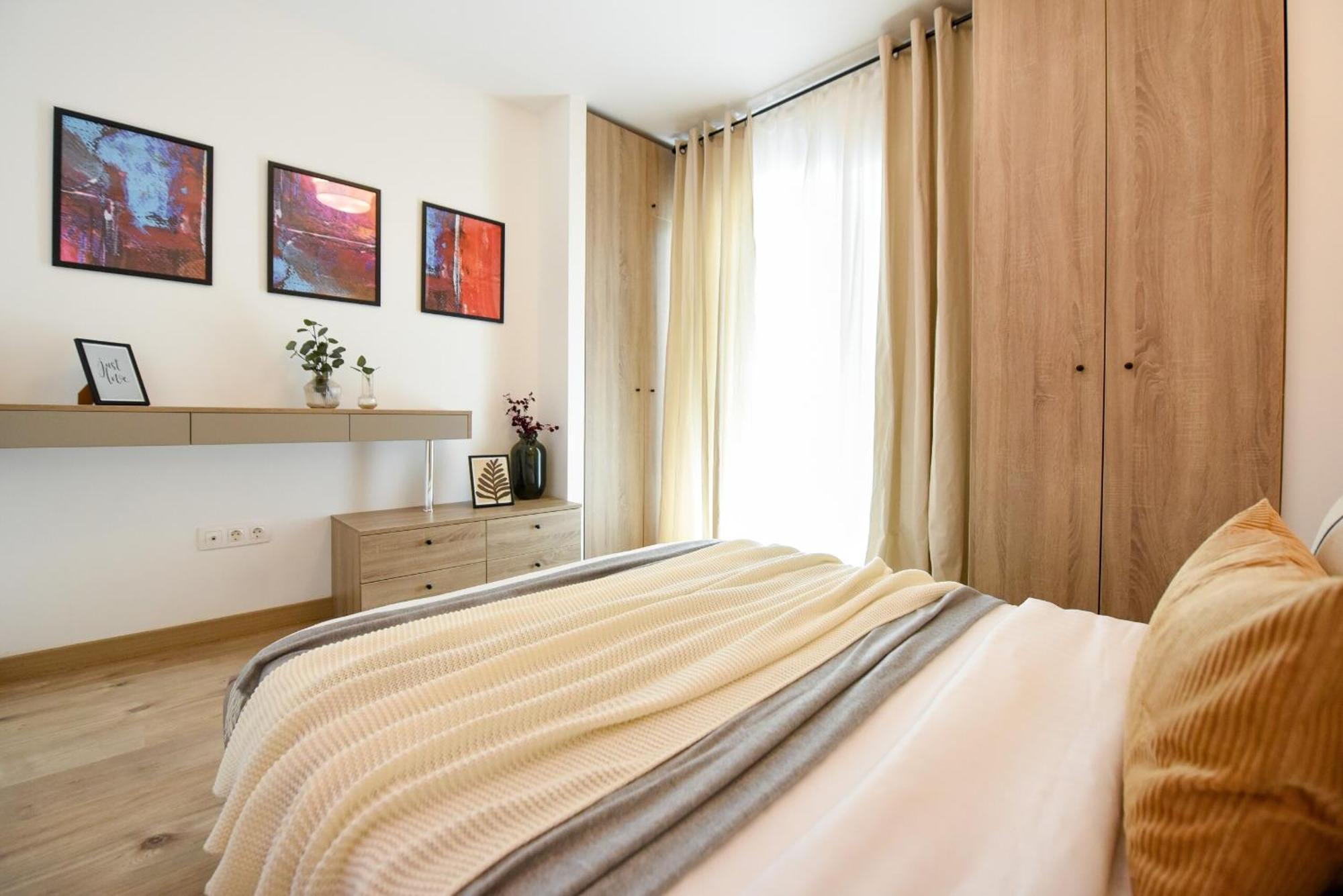 Perfect Stay: Urban Heaven In Aviatiei Business Area Bucharest Room photo
